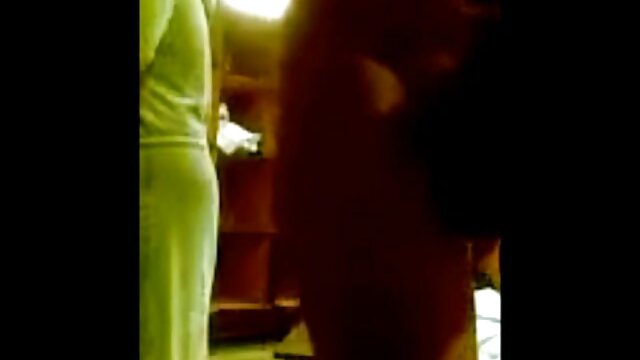 Babes-Carly Rae-Crawl For Zaddy vídeo pornô da xuxa