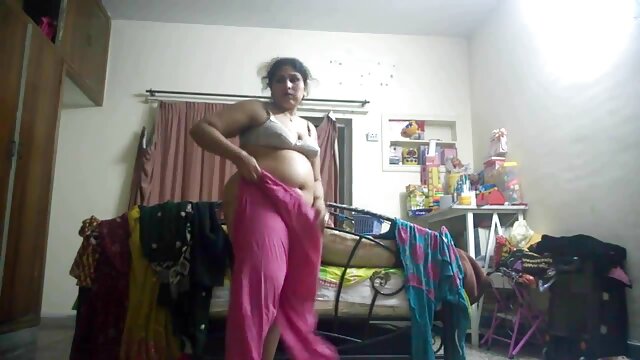 Amêndoas e vídeo pornô de mulher velha gendelina